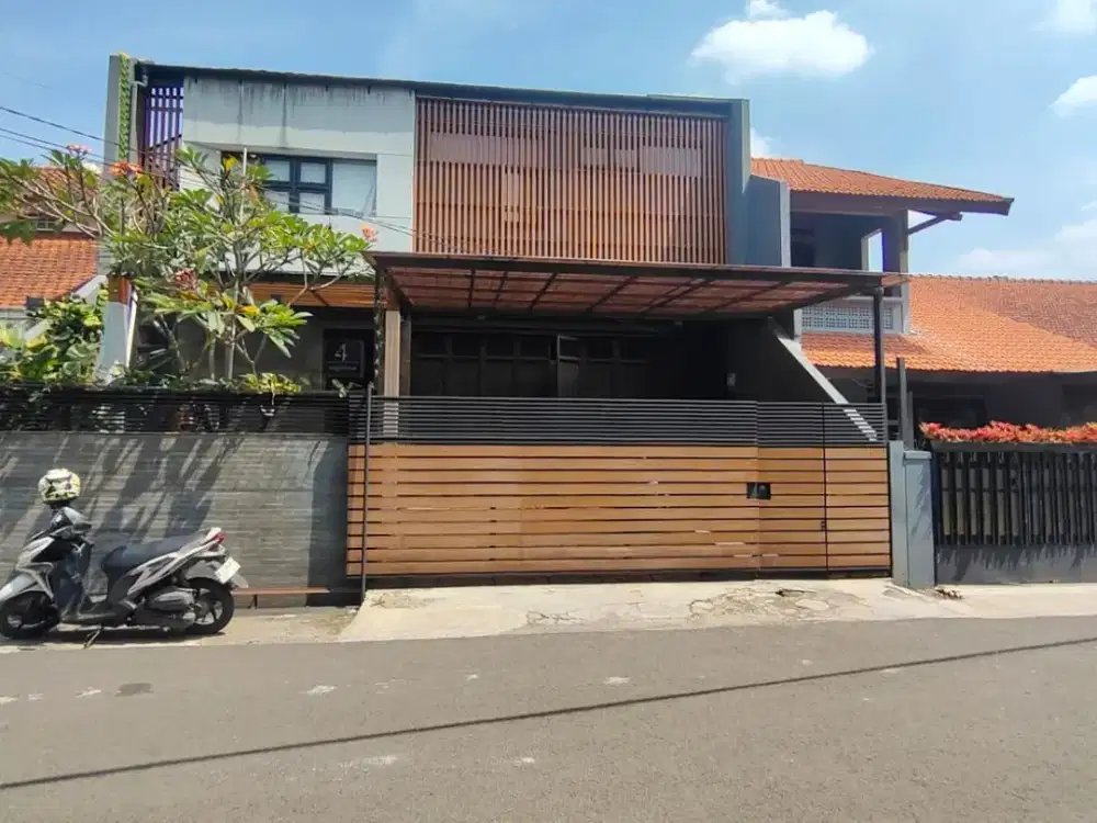 Rumah Minimalis Modern Strategis di Turangga Bandung
