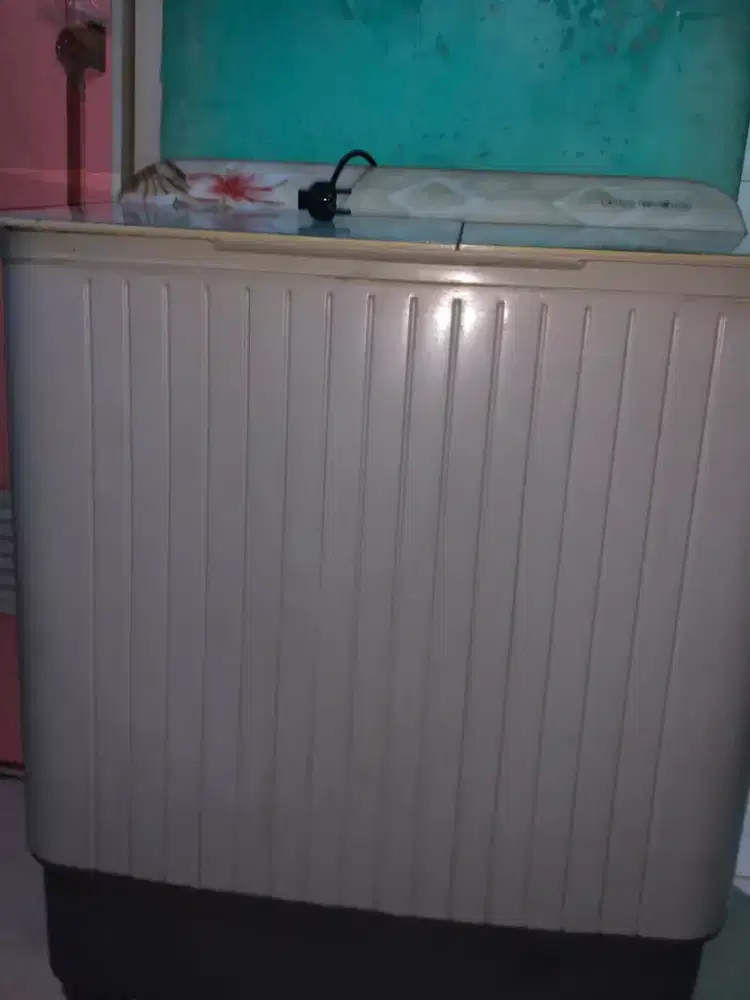 Mesin cuci 2 tabung