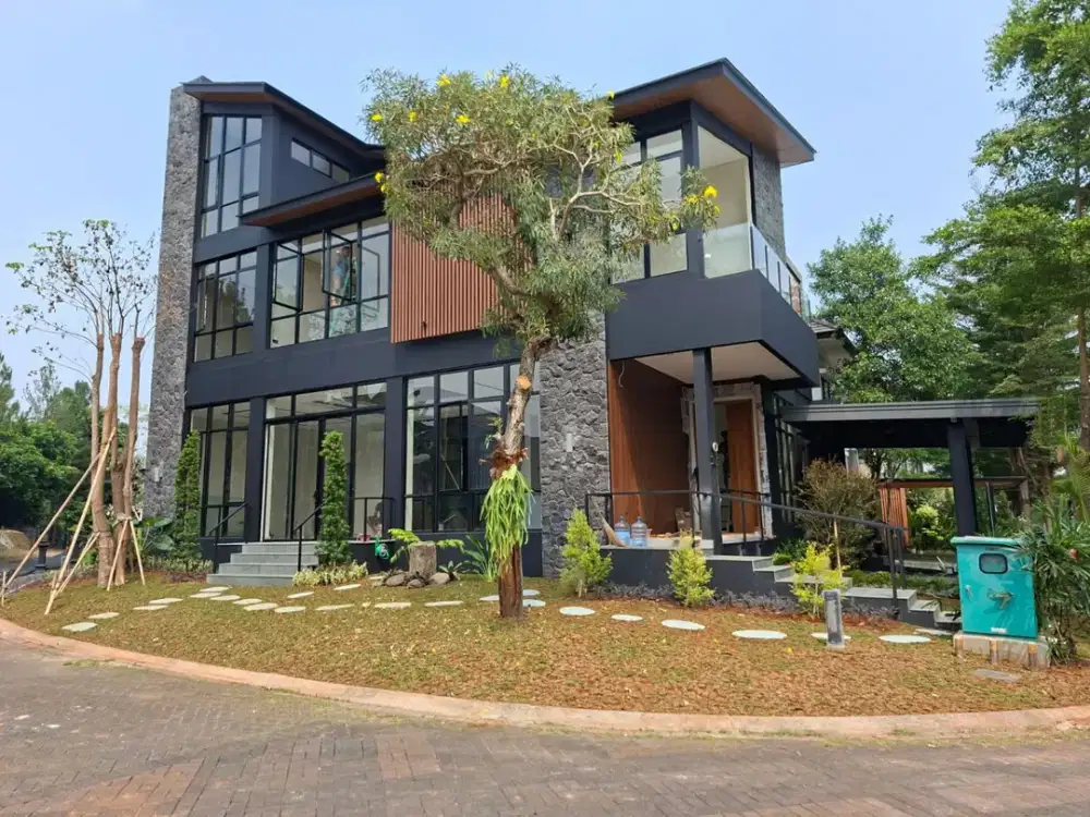 Dijual Rumah Baru, Bangunan Mandiri The Eminent BSD CITY