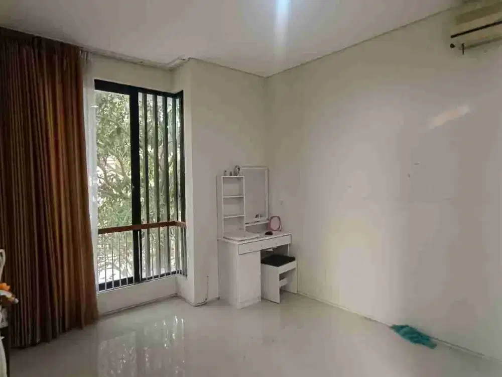Rumah Citraland Northwest 2 Lantai HGB termurah