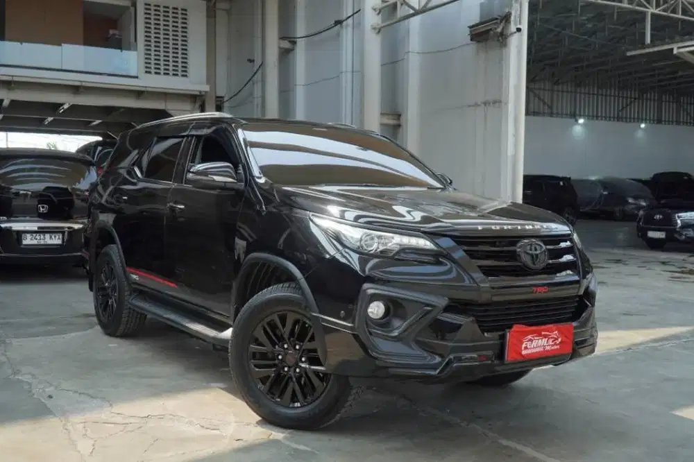 TOYOYA FORTUNER VRZ TRD A/T 2020