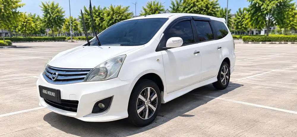 [ TDP 9JT ] NISSAN GRAND LIVINA 1.5 HWS AUTOMATIC TAHUN 2013 ISTIMEWA