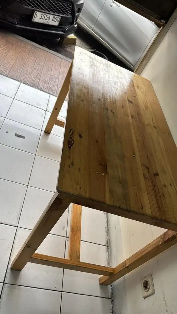 meja panjang jualan makanan