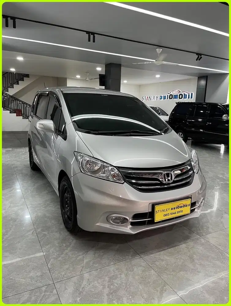 HONDA FREED 1.5 E PSD AT 2013 SUPER LOW KM