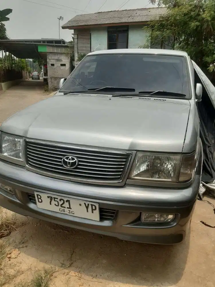 Toyota Kijang 2000 Bensin