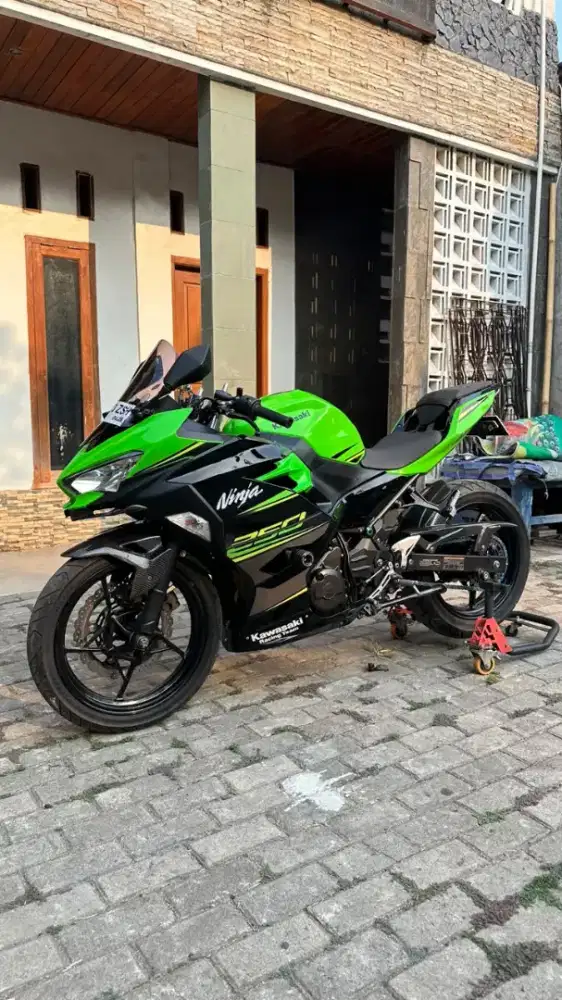 Ninja 250 Fi NEW tipe KRT no minus! Siap pakai ninja CBR r25