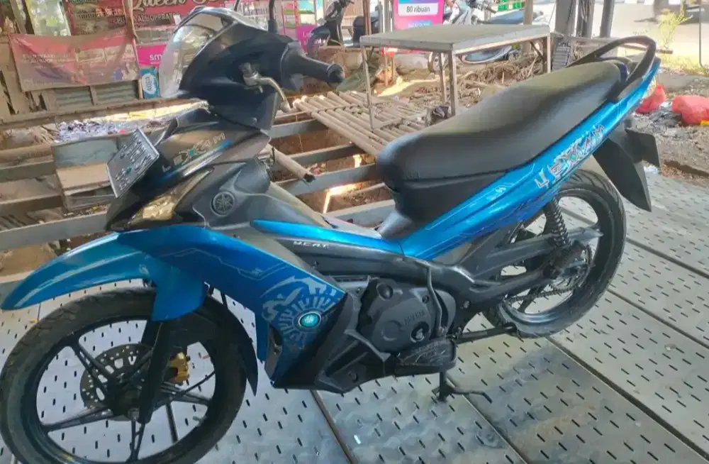 Yamaha LEXAM matik ( orisinil )