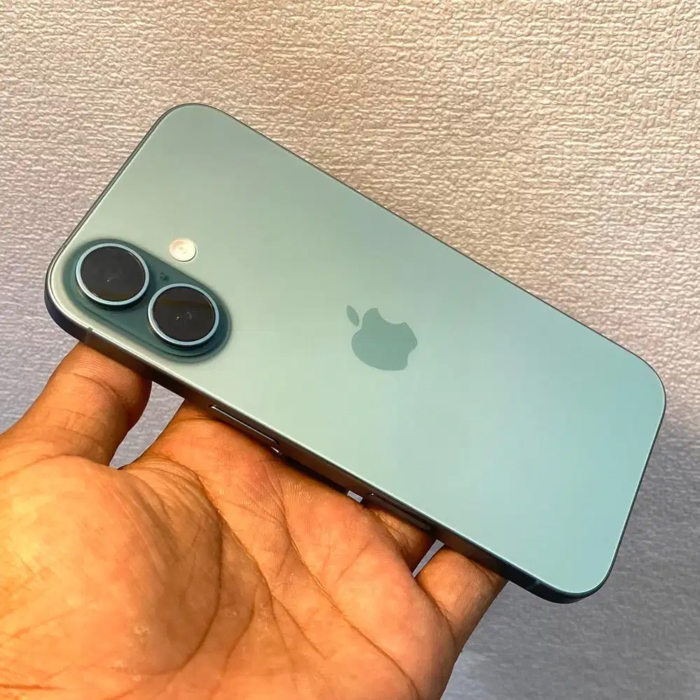 iPhone 16 256GB iBox