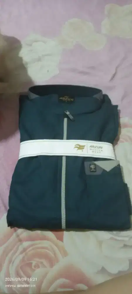 Di jual baju Koko ..bermerk arzun