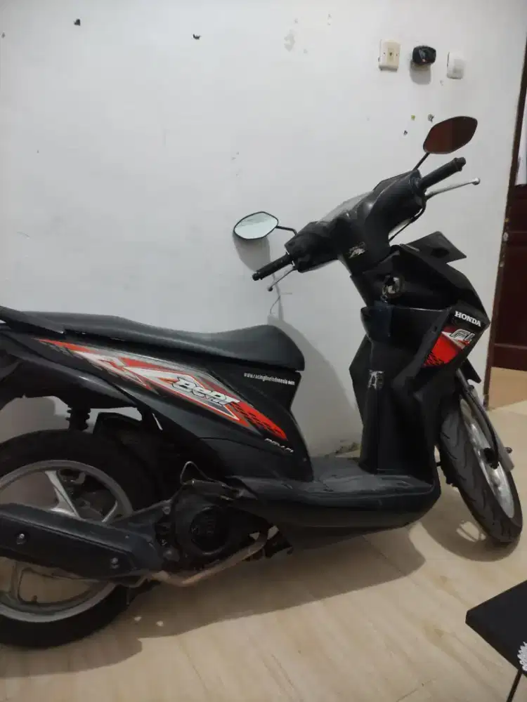 jual aja motor beat th 2014 pajak isi kaleng panjang