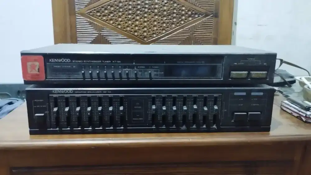 Aqalizer+tuner kenwood Kondisi mati