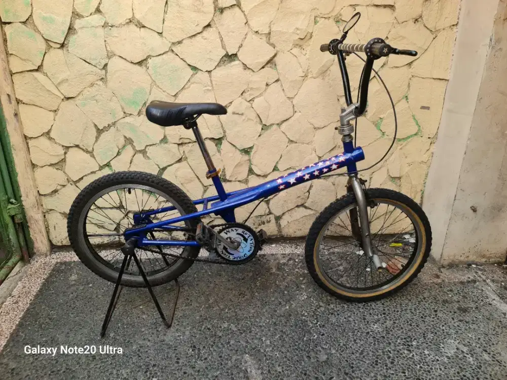 Jual butuh sepeda bmx jadul UK 20 kondisi normal siap gowes