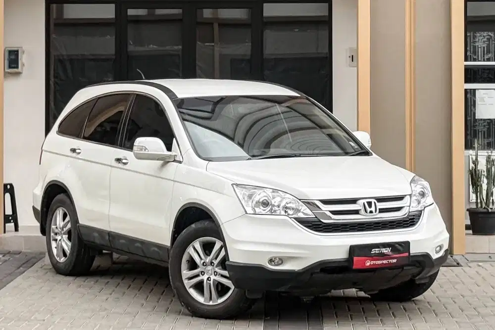 Honda CRV RE1 2.4 AT 2010 Putih Metalik. LOW KM!!!