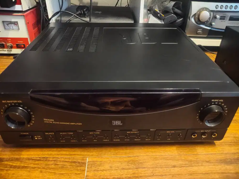 Karaoke Amplifier JBL RMA 330