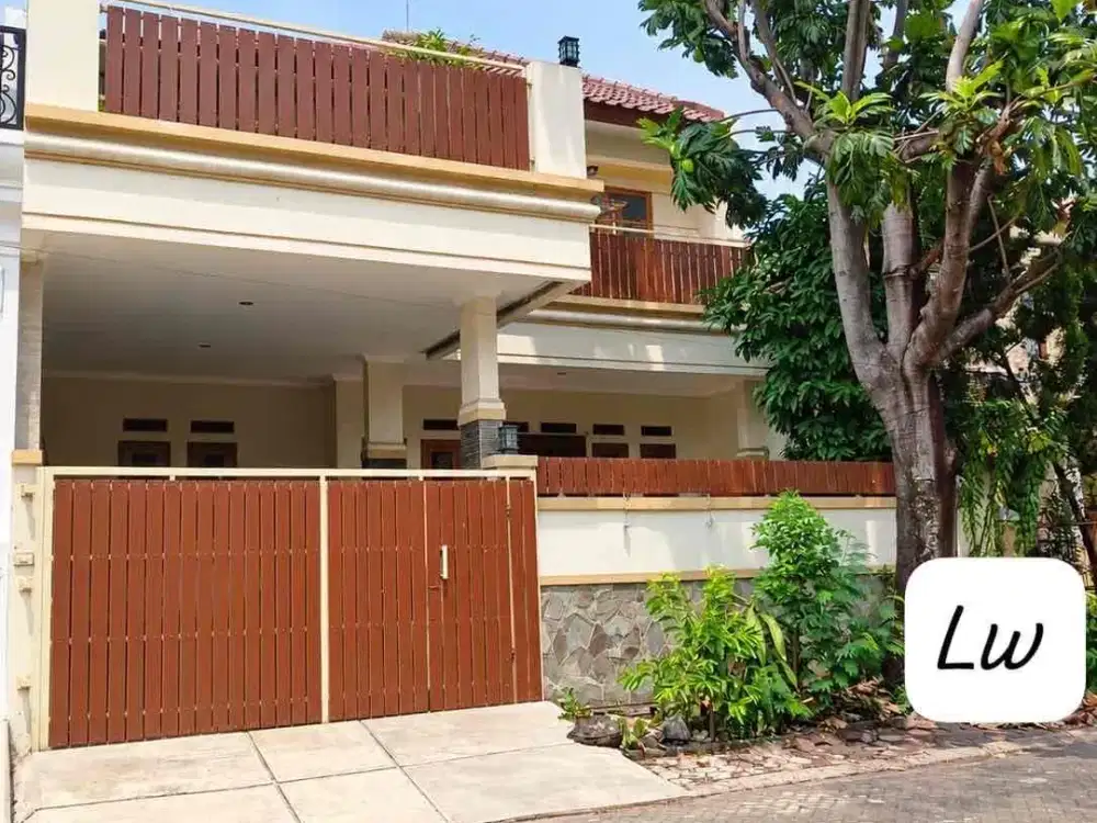 Rumah Mewah Bebas Banjir Di Raffleshills