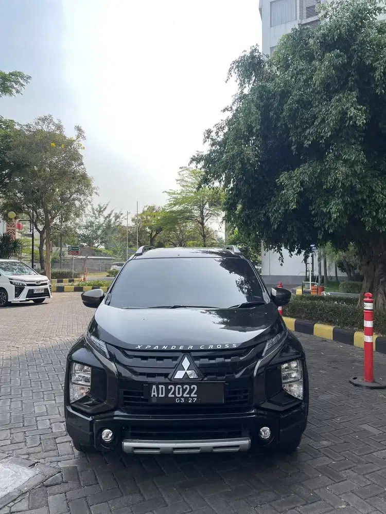 XPANDER CROSS PREMIUM PLUS 2022 iSTIMEWA