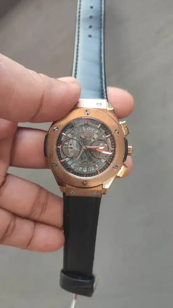 Jam second Hublot ori