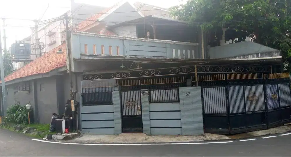 Dijual rumah lokasi strategis di daerah cipinang cempedak 4 nomor 57