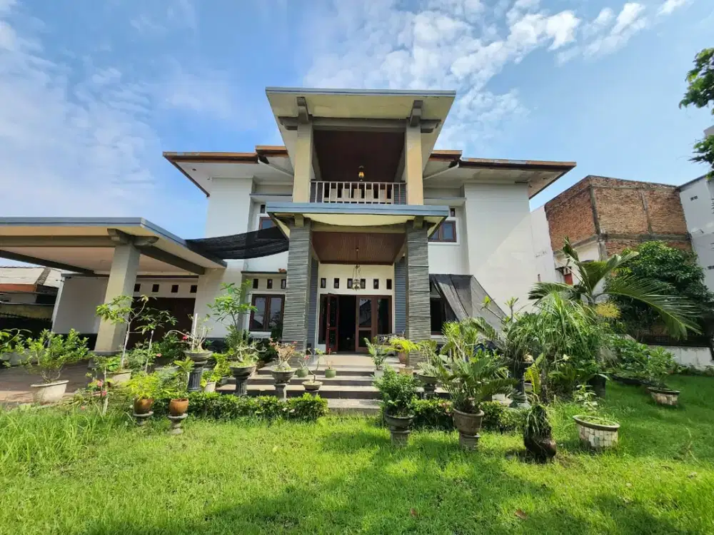 Villa di Jalan Taut ( Pancing Dekat MMTC )