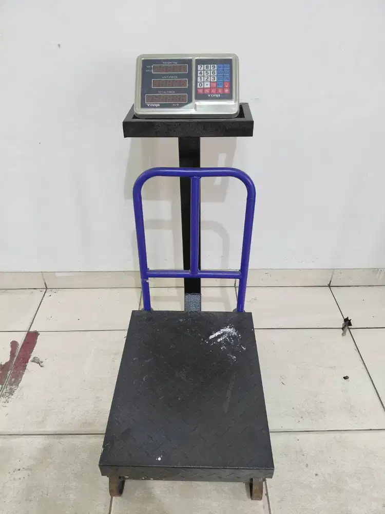Tora Timbangan Duduk Digital 150 kg DS21150 dengan Roda / Bench Scale
