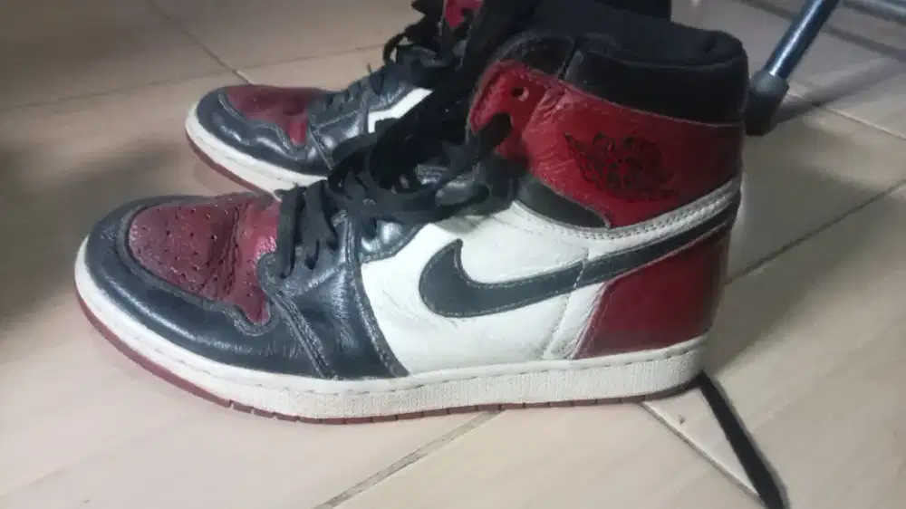 Jual aja sepatu Jordan asli kulit ukuran 41