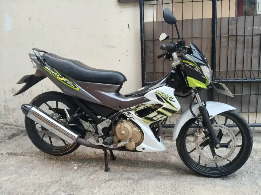 Suzuki satria Fu 2012 low km