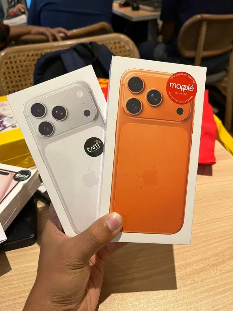 iPhone 17 Pro 256 GB Silver Orange Garansi Resmi Ibox Digimap Blibli