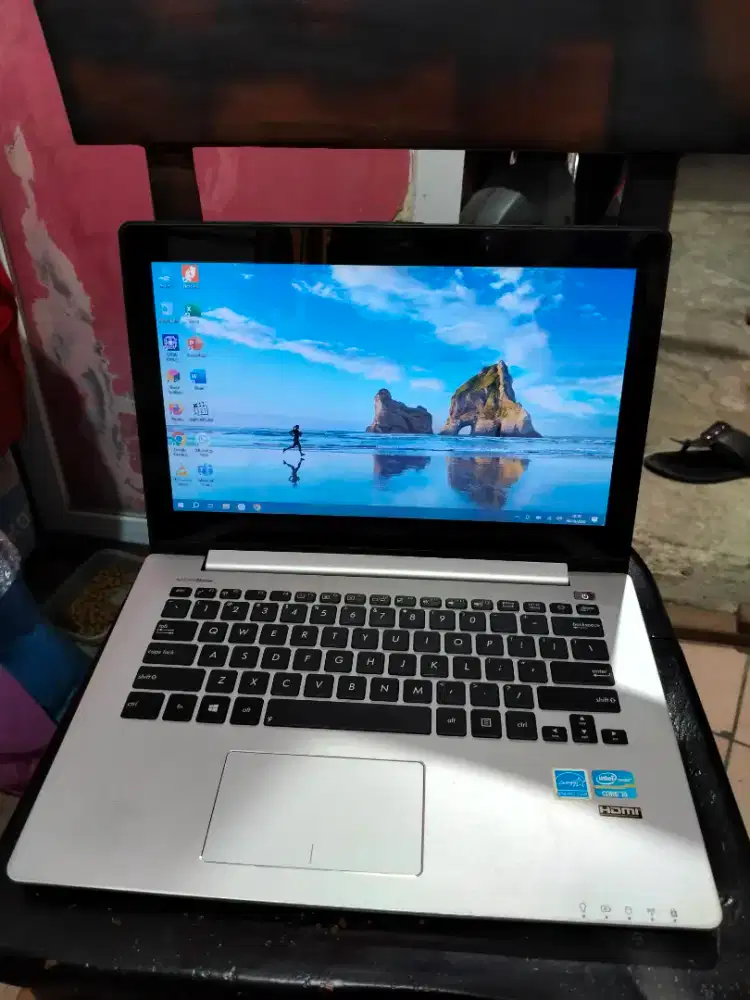 LAPTOP ASUS TOUCHSCREEN i5 SSD 240GB RAM 4GB