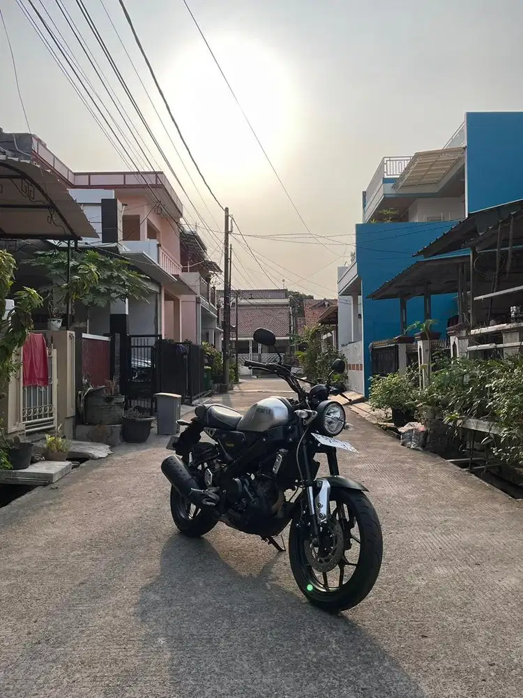 Yamaha XSR 155 Tahun Pembuatan 2020 Pembelian 2021 Warna Silver/Perak
