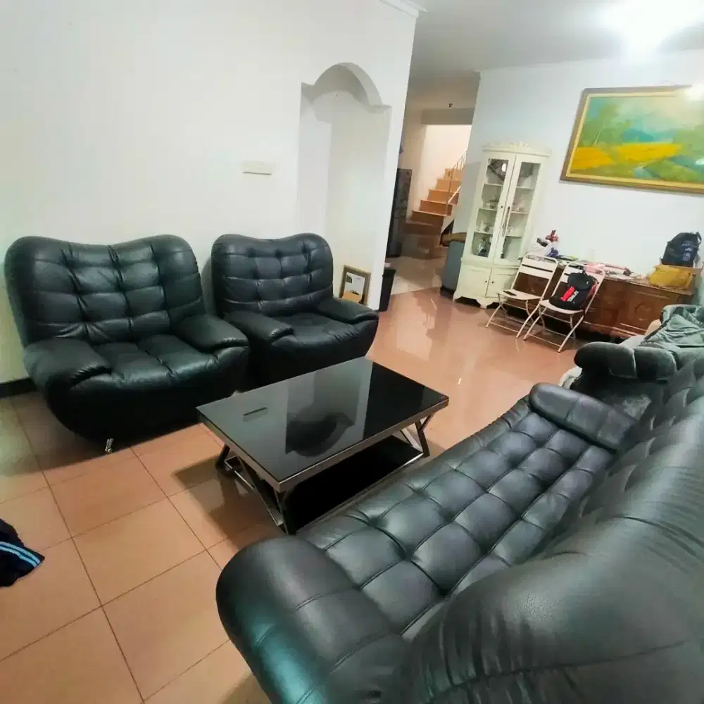 Sofa kulit Oscar