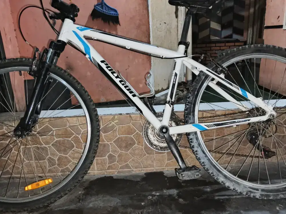 SEPEDA POLYGON ELBRUS 26 boleh nego sopan
