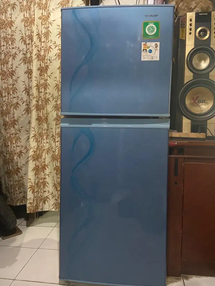 Kulkas sharp 2pintu SJ-237