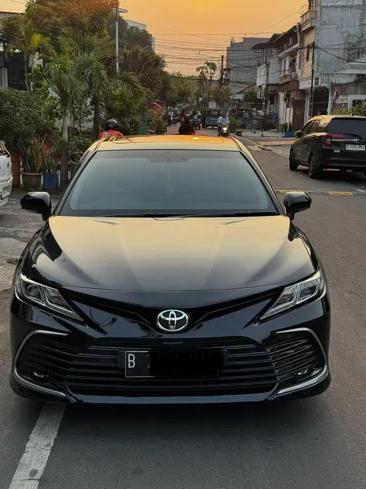 Toyota camry v 2021 pakaian 2022 harga cash