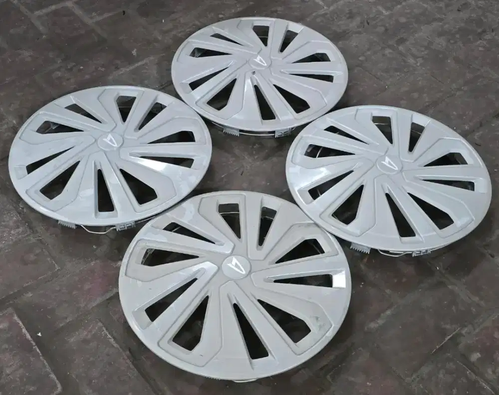 Wheeldop Wildop Tutup Velg R14 Traga L300 Xenia Avanza Sigra Brio APV