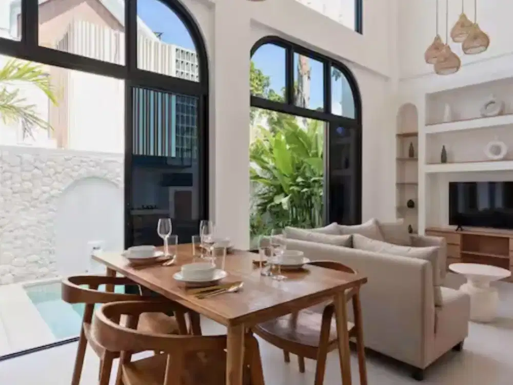 2 Bedroom Villa for sale in Kerobokan, Bali