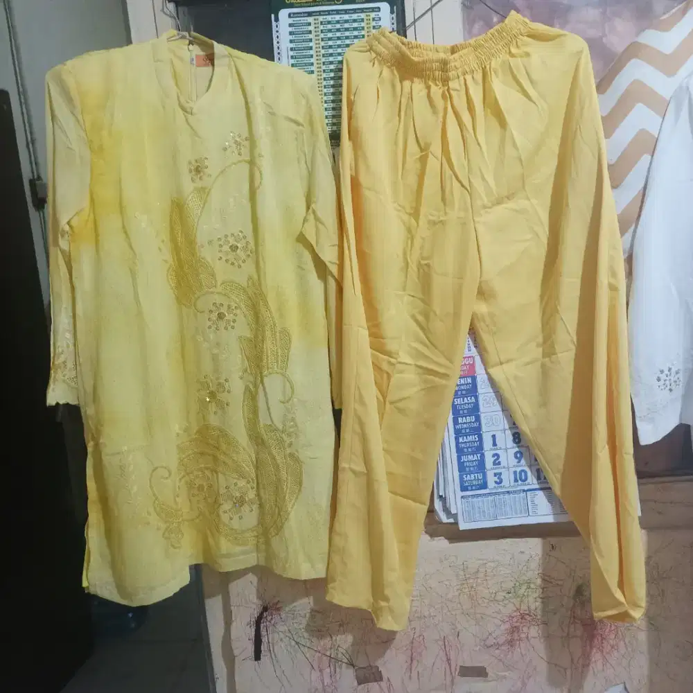 Baju wanita gamis dan bluus