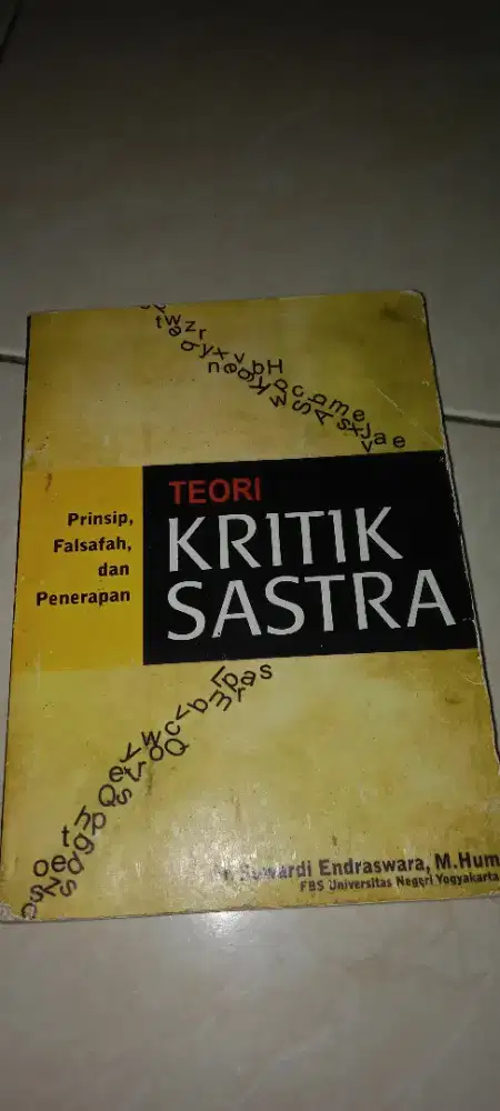 Buku Kritik Sastra
