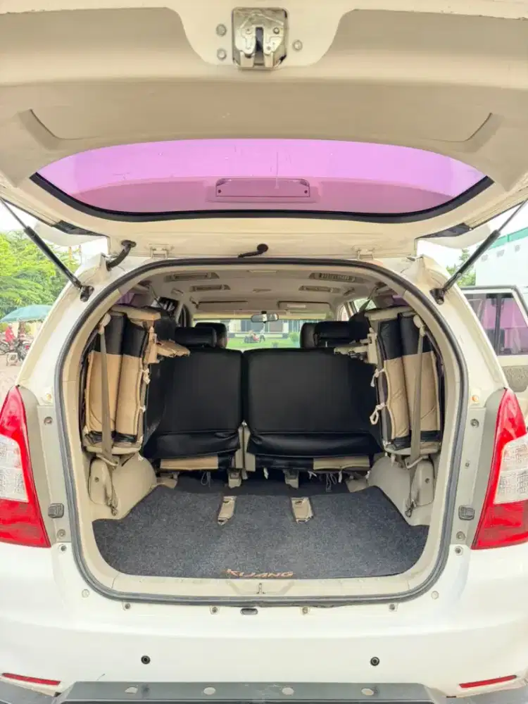 For sale Innova E 2.5 Manual transmisi tahun 2014