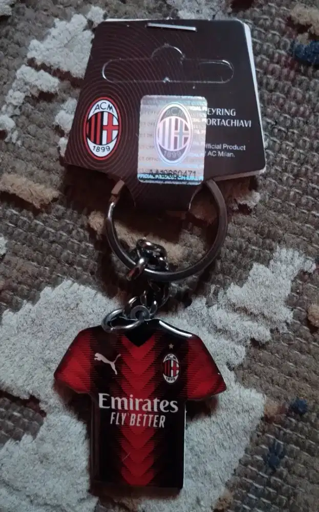 GANTUNGAN KUNCI JERSEY AC MILAN LANGSUNG DARI OFFICIAL AC MILAN STORE