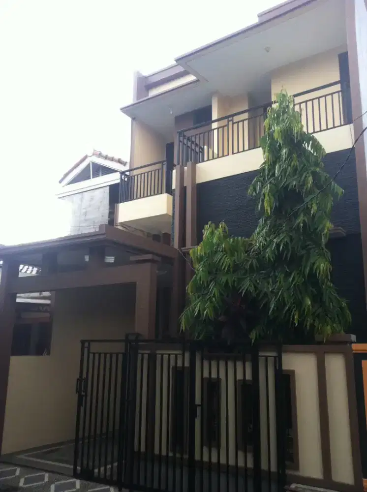 Dijual rumah pondok kelapa jakarta strategis harga ramah
