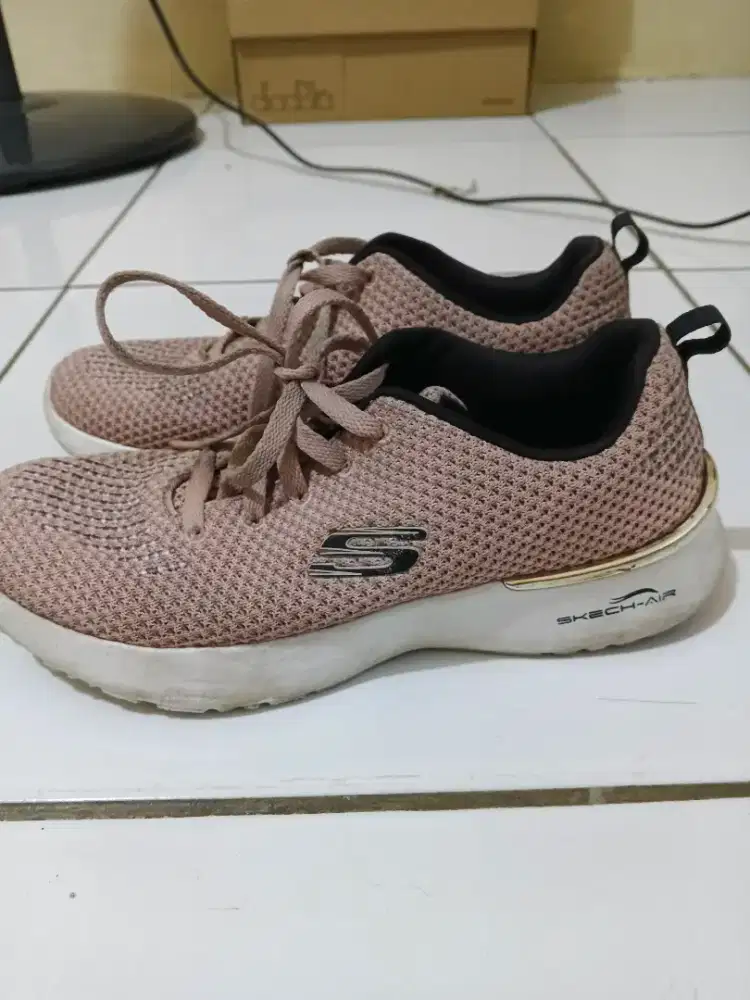 Skechers Air Wanita Pink