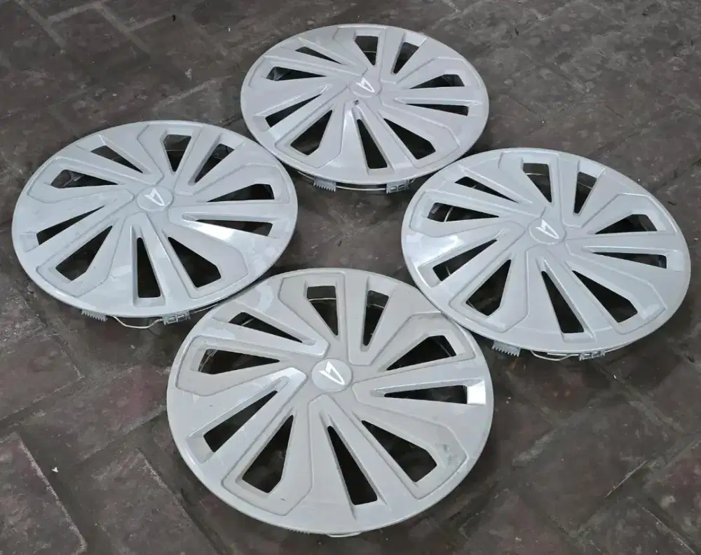 Wheeldop Wildop Tutup Velg R14 Traga L300 Xenia Avanza Sigra Brio APV