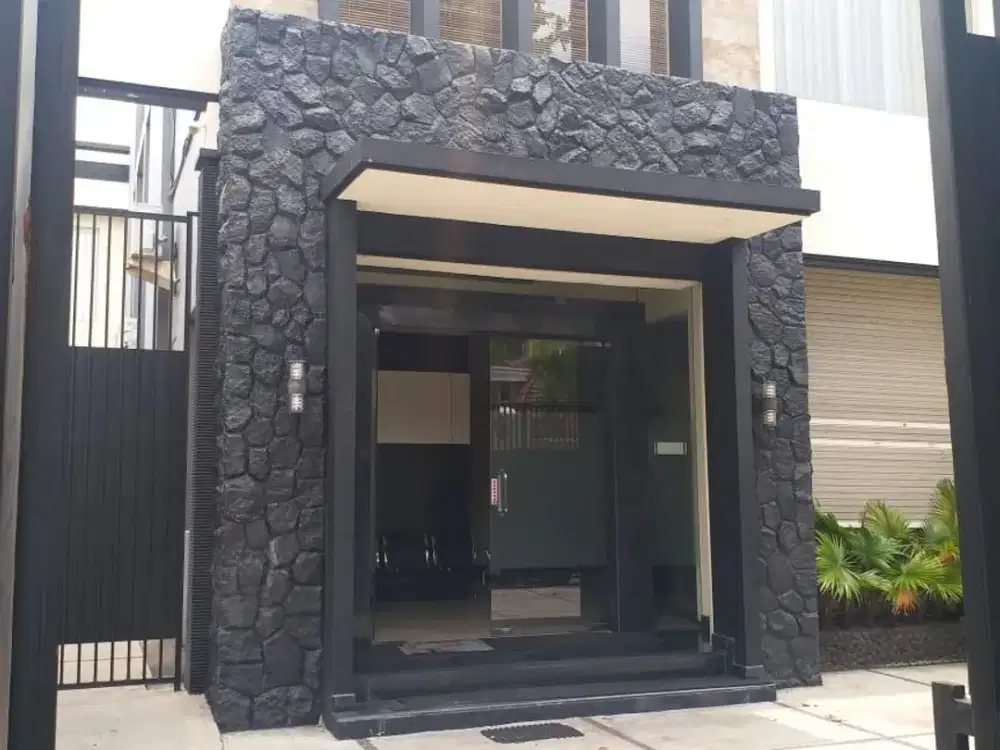 DI JUAL GEDUNG KANTOR SIAP PAKAI Di Pusat Kota Surabaya Sriwijaya