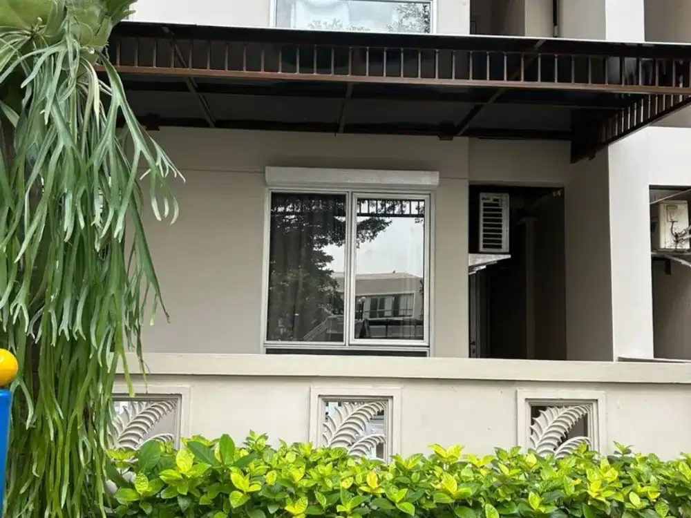 DIJUAL APARTEMEN EASTCOAST RESIDENCE PAKUWON CITY TOWER TOPAZ LANTAI GROUND FURNISHED