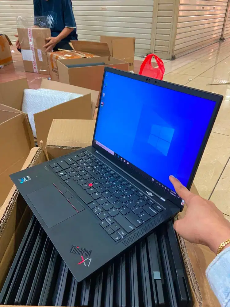 X1 carbon lenovo thinkpad core i7 i5 g6 g7 g8 RAM 16GB 256 coding slim