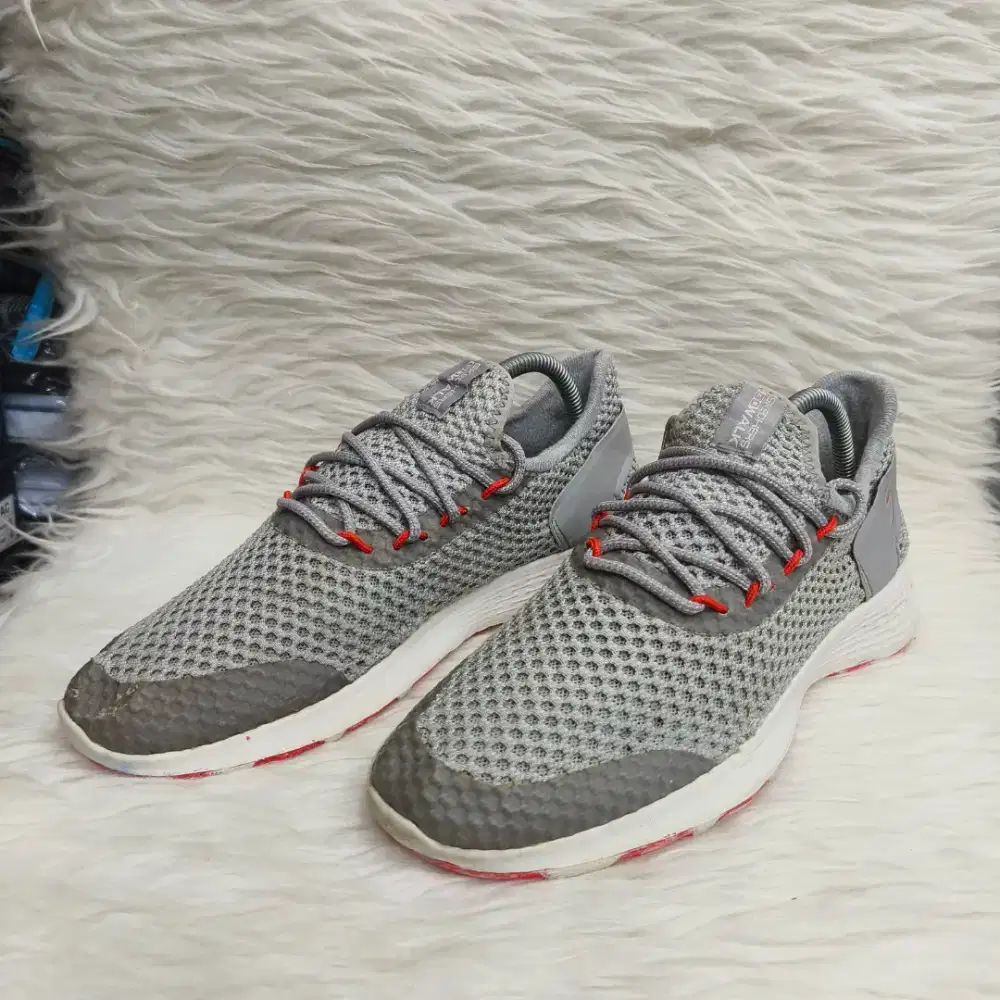 Sepatu Running Skechers GOWALK Original second branded size 42