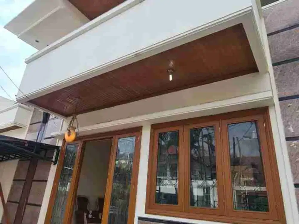 Dijual rumah di Pulomas Jakarta Timur