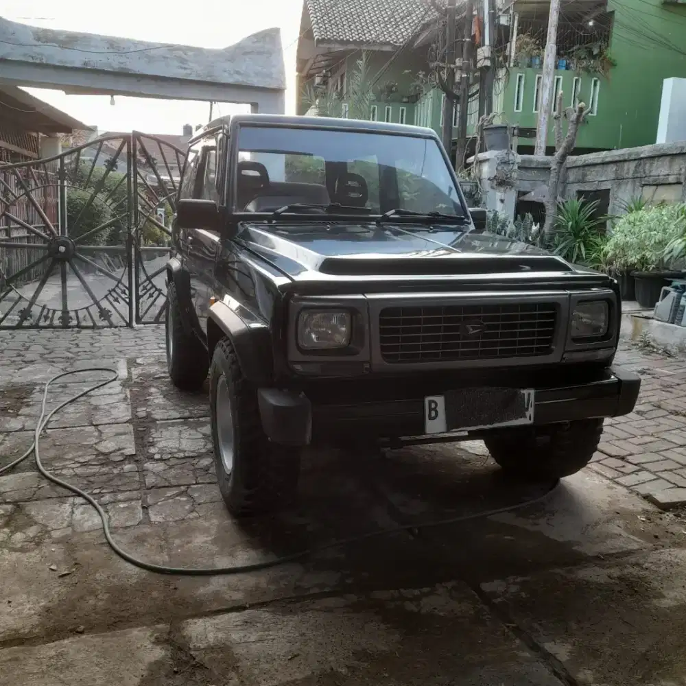 DAIHATSU FEROZA 1995