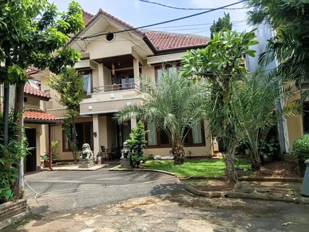 Rumah Siap Huni 2 Lantai di Jakarta Selatan