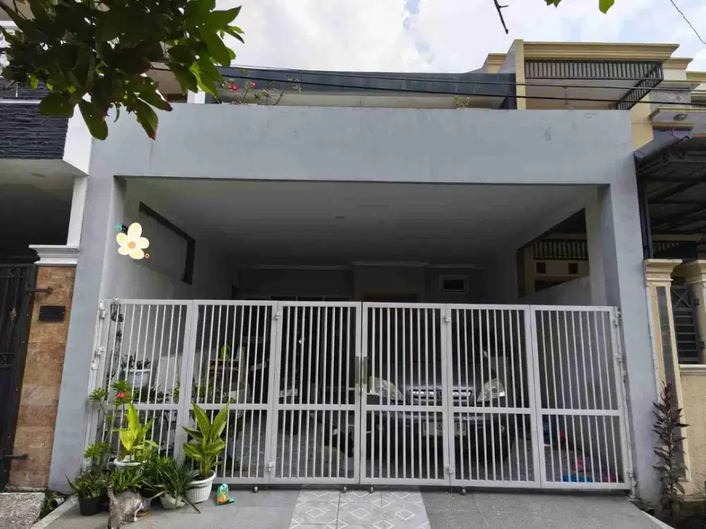 Jual Rumah Lokasi Strategis Rapih Siap Huni Tidak Banjir di Duren Sawit, Jakarta Timur